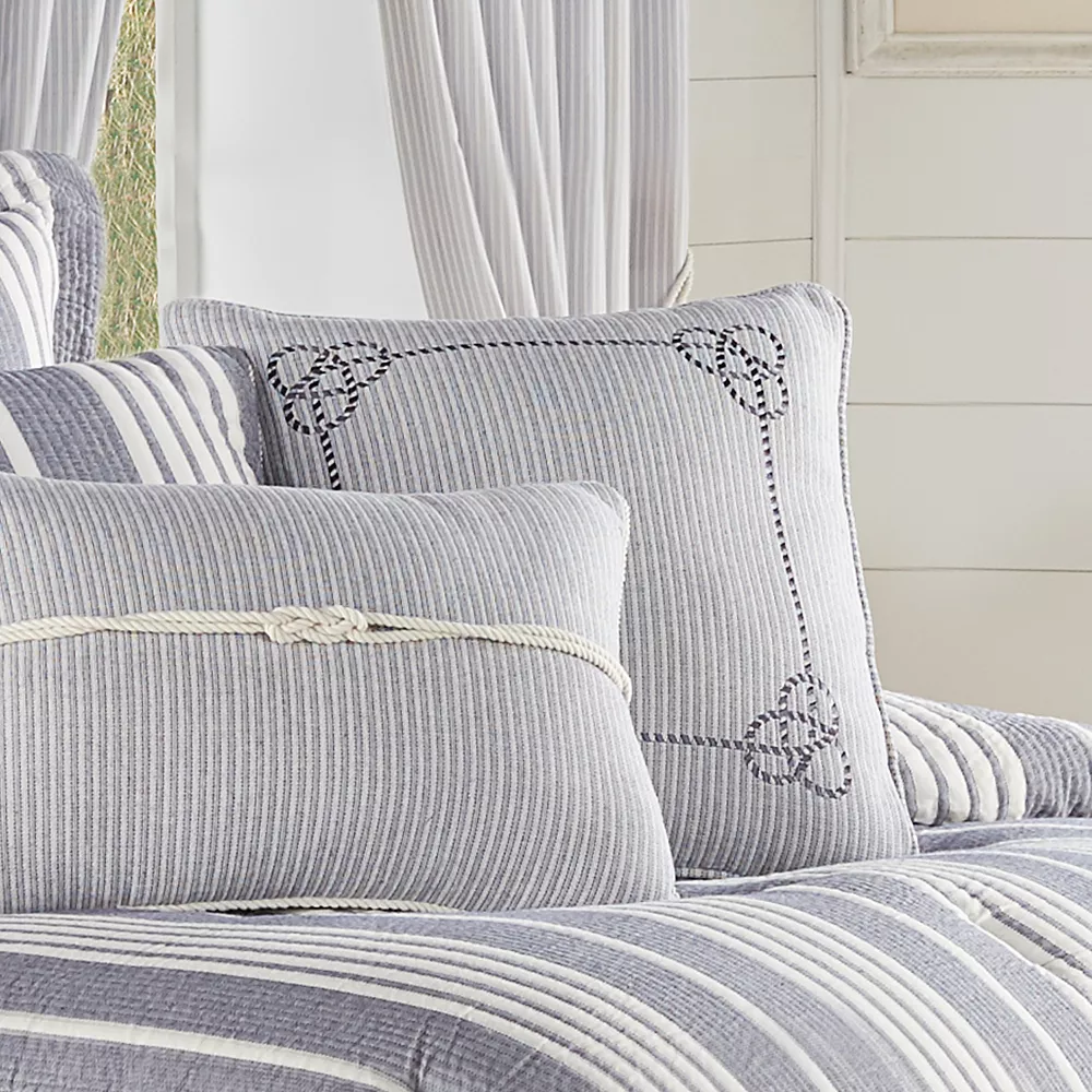 Five Queens Court Simona Throw Pillow 4 Five Queens Court Simona Throw Pillow - Image 2