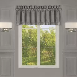Five Queens Court Belford Window Straight Valance