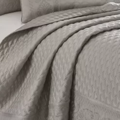 Five Queens Court Lincoln Quilt Set And Shams -Five Queens Court Shop 5805766 ALT2