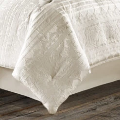 Mackay Comforter Set, White, Queen -Five Queens Court Shop 8bd1889c098b707e 7232 w800 h800 b0 p0