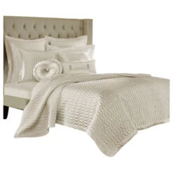 Saranda Coverlet, Natural, Full/Queen